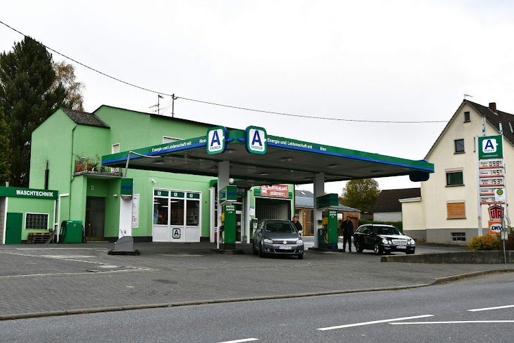A Energie Tankstelle Weyerbusch im Westerwald