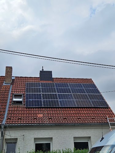 AF1QipOi9L-njjSR01VJY6sz2woiL2ZiTszrKUmMQ23tw800-h500-k-no.jpg