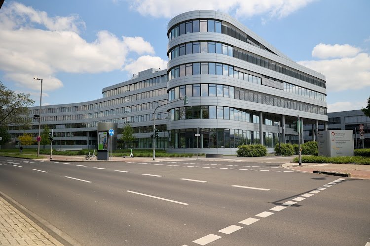 Verwaltungsgebäude, Gebäude 11, Parkgürtel