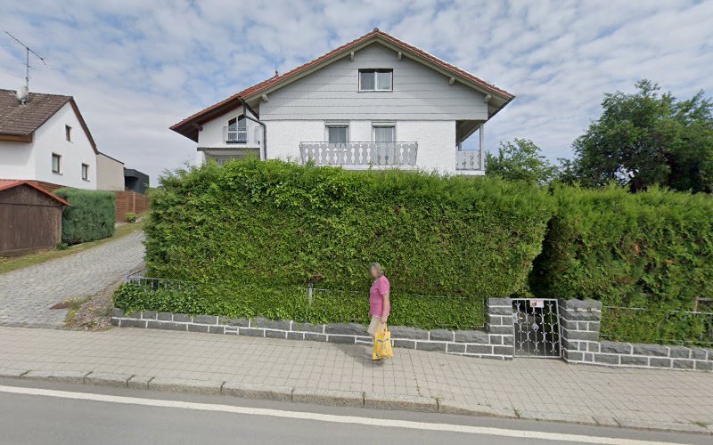 thumbnail-1204.jpg