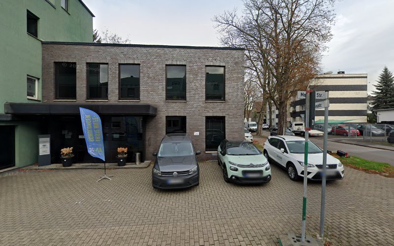 thumbnail-4738.jpg