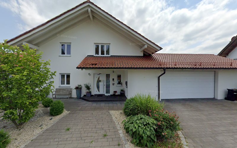thumbnail-4876.jpg