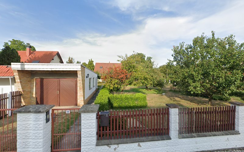 thumbnail-4947.jpg