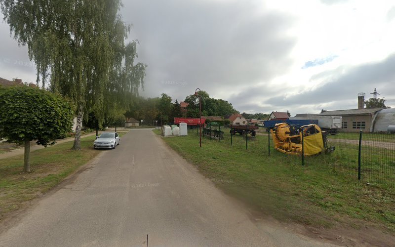 thumbnail-5204.jpg